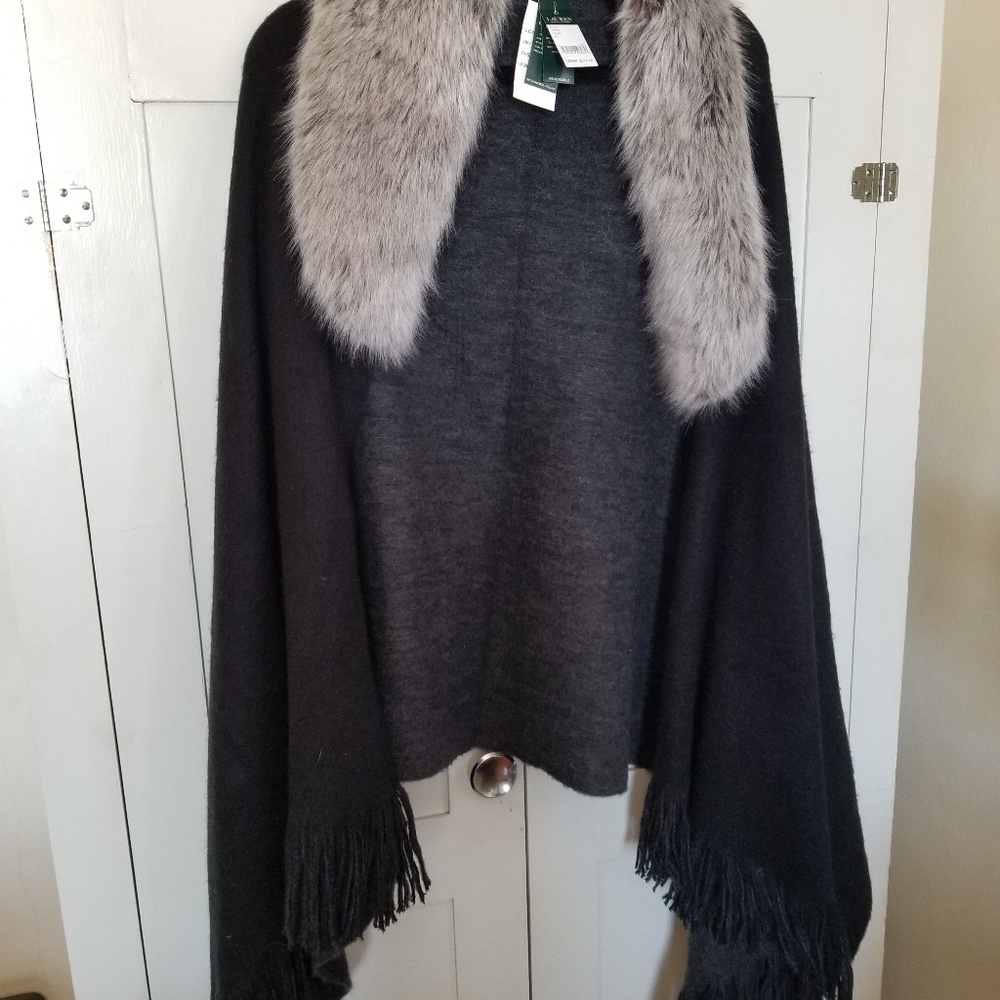 Shawl - Picture 2 of 2